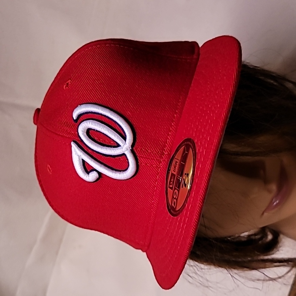 Vintage. Made in USA. Washington Nationals. New Era. Fitted cap. Size 7 1/4